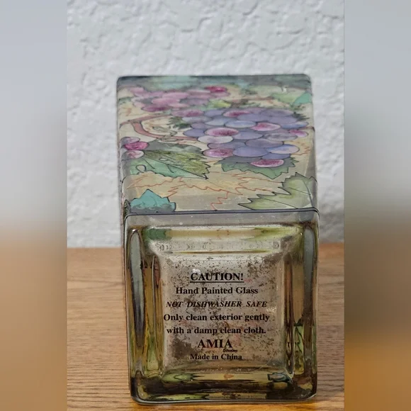 AMIA Studios • Hand Paint Glass Vase Grape Vines 10” - Picture 6 of 9